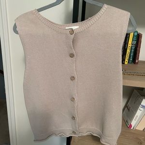 Knit buttoned vest